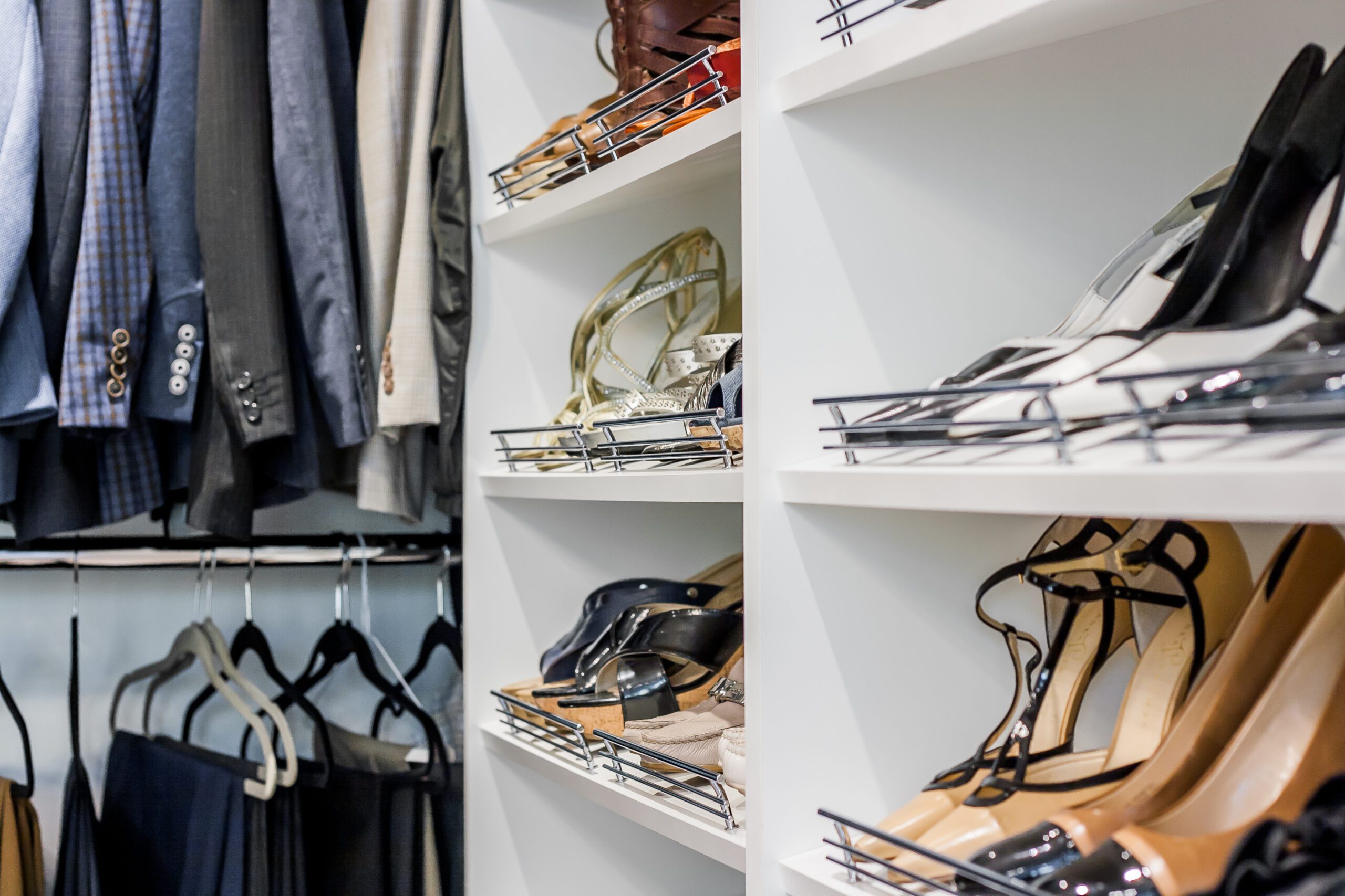 Armoire penderie avec chaussures